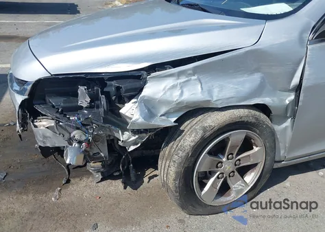 2015 Chevrolet Malibu 1Fl z USA, uszkodzony, nr VIN 1G11A5SLXFF251158